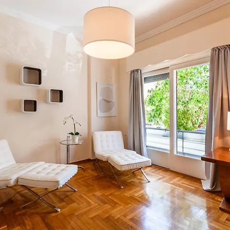 A Homes Greece - Urban Garden Retreat *