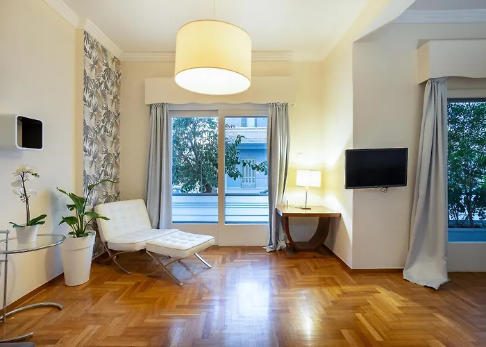 Feriehus Elegant Garden Walk To Center 2br *
