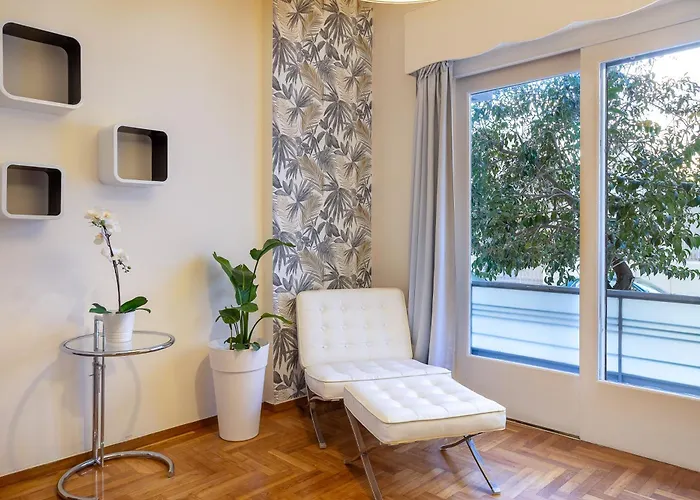 Feriehus Elegant Garden Walk To Center 2br Kalamata