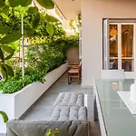 度假居 Elegant Garden Walk To Center 2br