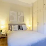 Elegant Garden Walk To Center 2br 펜션 *