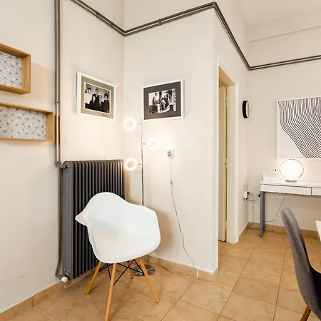 Hébergement de vacances Spacious Large Home Garden Terrace 10 Min Walk To Center Kalamata Ehomes Greece *