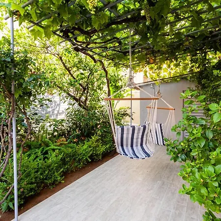 Σπίτι διακοπών A Homes Greece - Garden Καλαμάτα