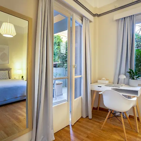 A Homes Greece - Garden Σπίτι διακοπών Καλαμάτα