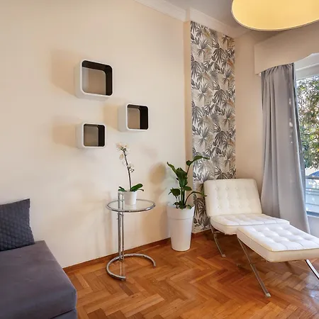 A Homes Greece - Garden * Καλαμάτα