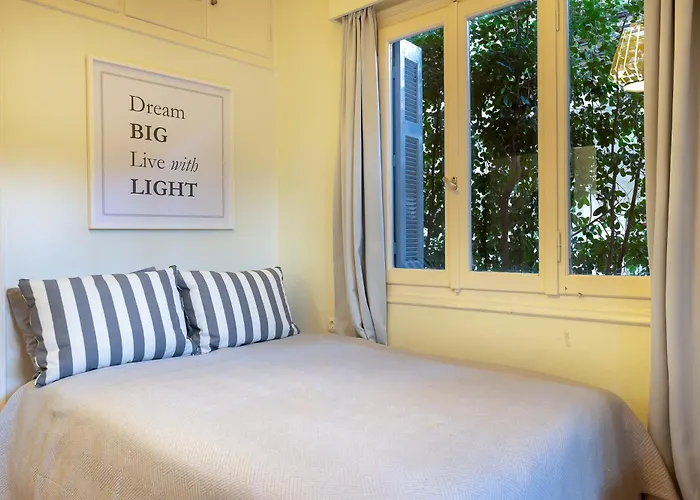 Elegant Garden Walk To Center 2br * Kalamata